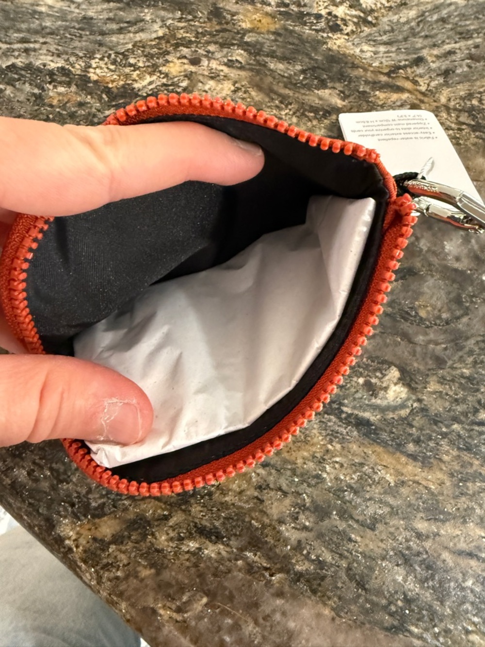 NWT Lululemon Clippable Card Pouch Orange Zip Wallet Keychain Clip Travel - Picture 12 of 15